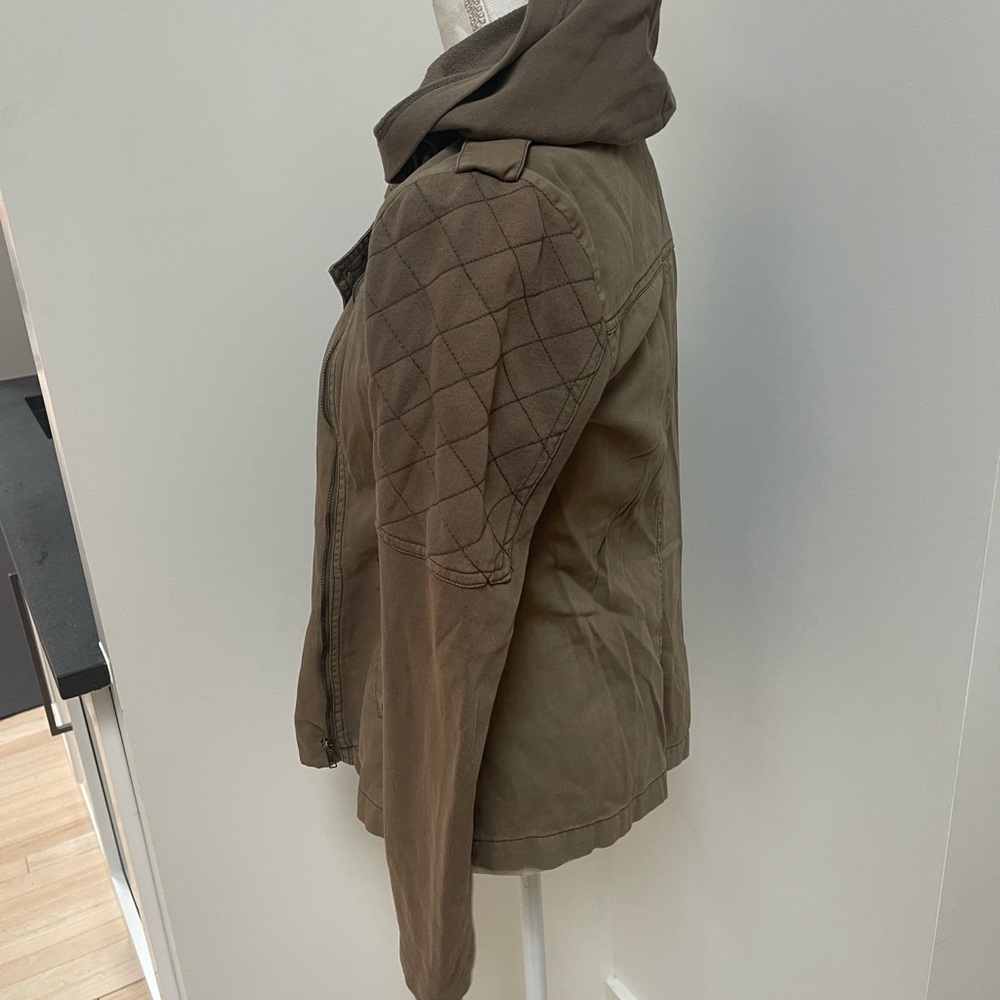 Others Follow - image 4